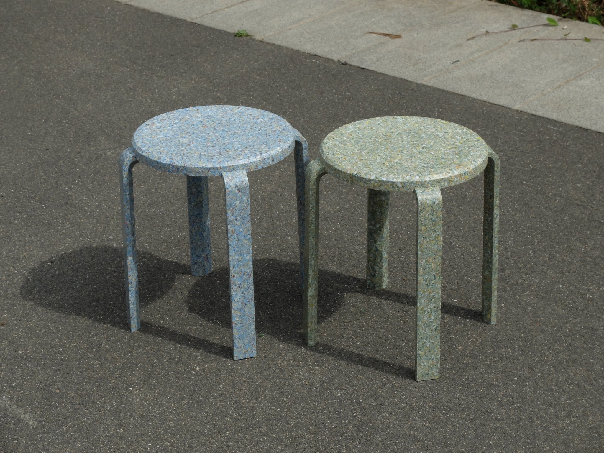 Tabouret Billex en Broyat de Billets de Banque Upcyclés - Ethic Atelier