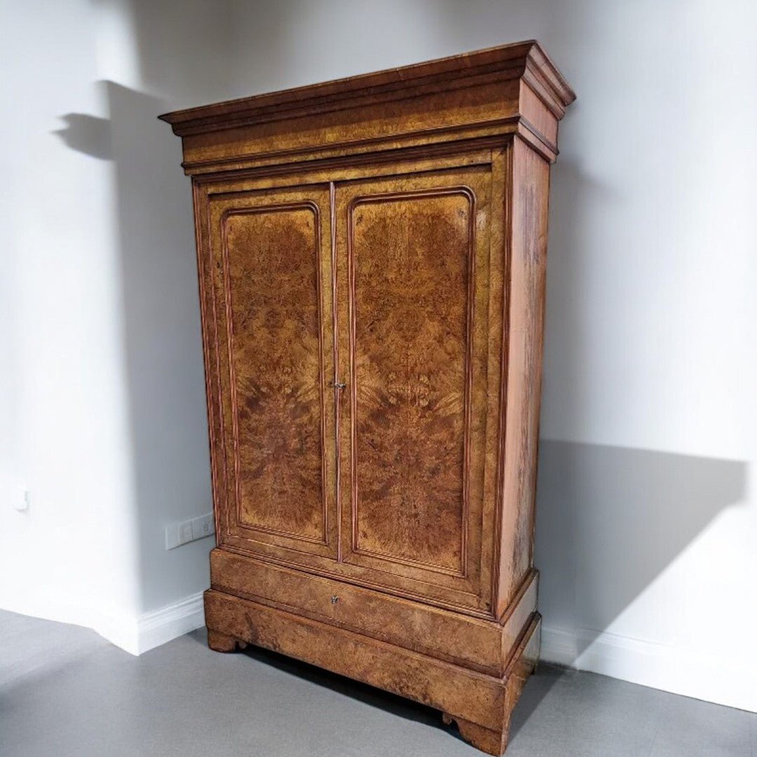 Très Belle Armoire en Ronce de Noyer - Meuble Ancien avec Rangement Complet - Ethic Atelier
