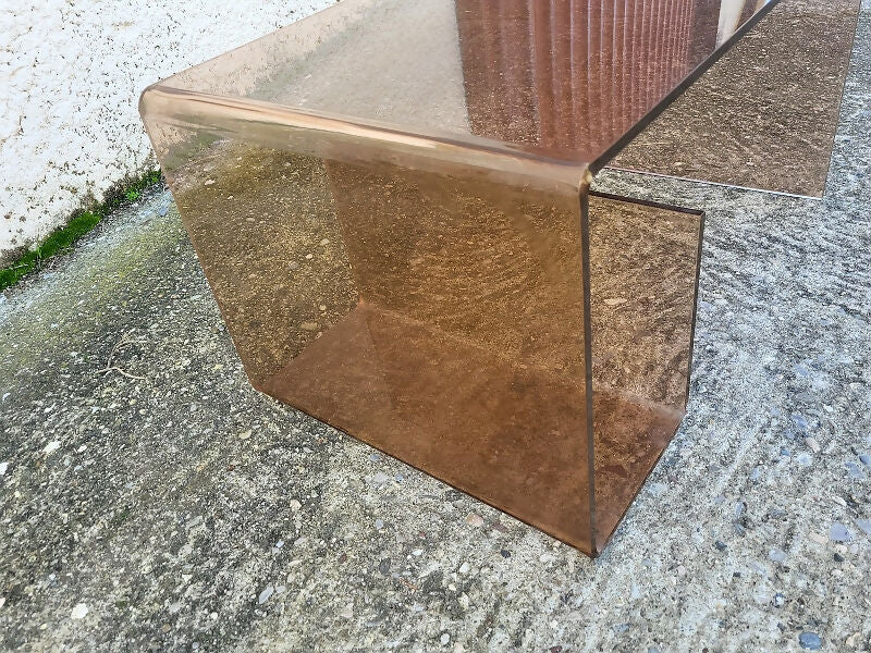 Très Belle Table Basse en Plexiglass Fumé Rosé Roche Bobois 1970 - Ethic Atelier