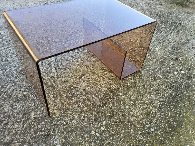 Très Belle Table Basse en Plexiglass Fumé Rosé Roche Bobois 1970 - Ethic Atelier