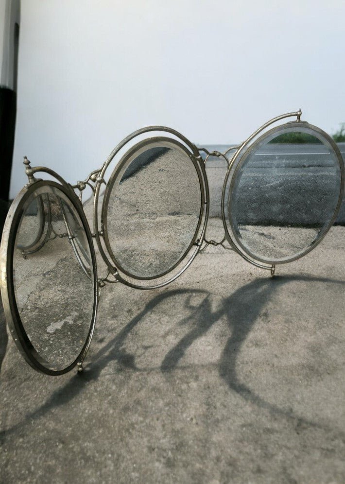 Triptyque ovoïde en bronze nickelé modulaire et Orientable 1900 - Ethic Atelier