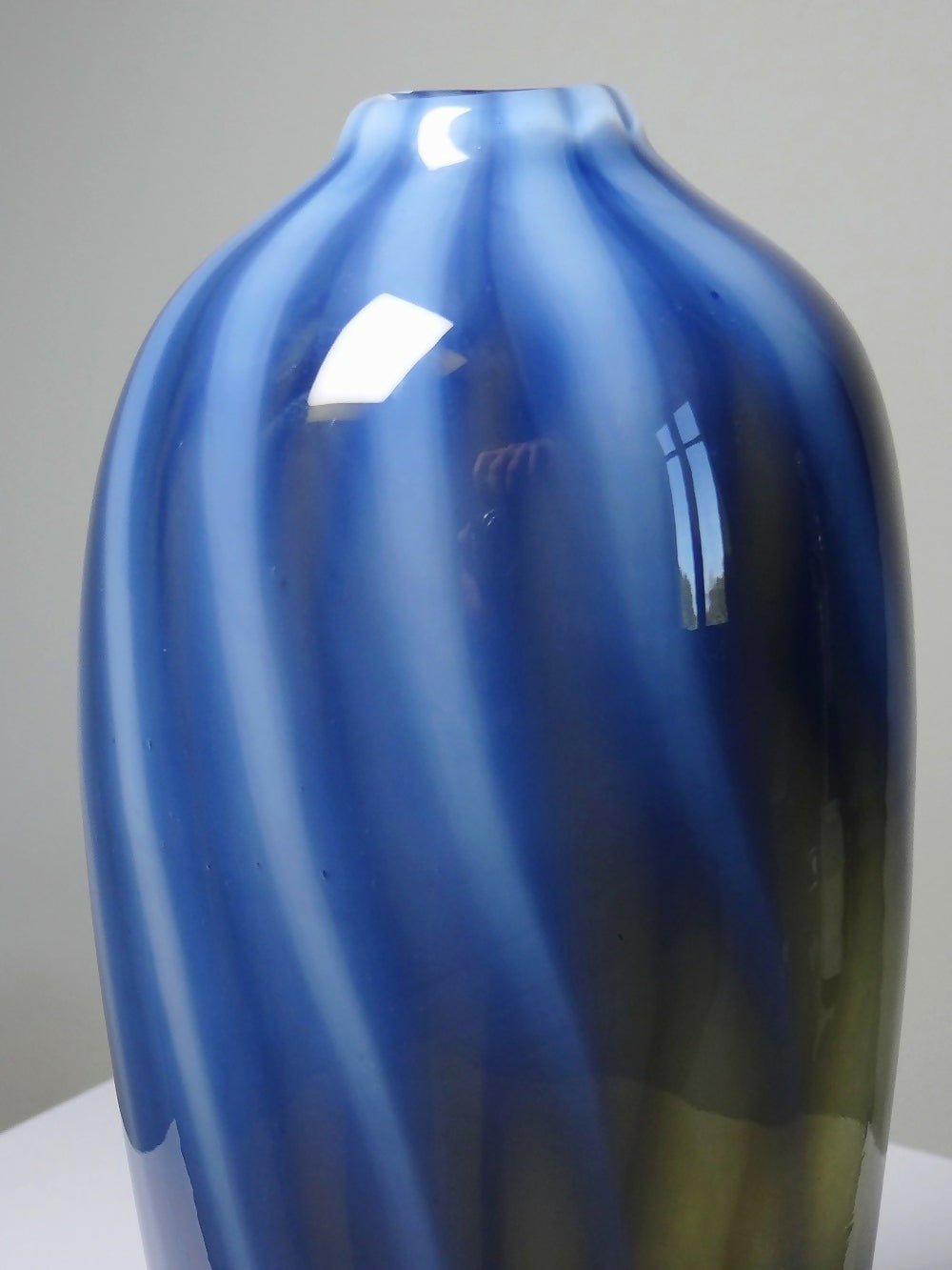 Vase vintage verre fumé doublé d'opaline bulle de savon Murano - Ethic Atelier