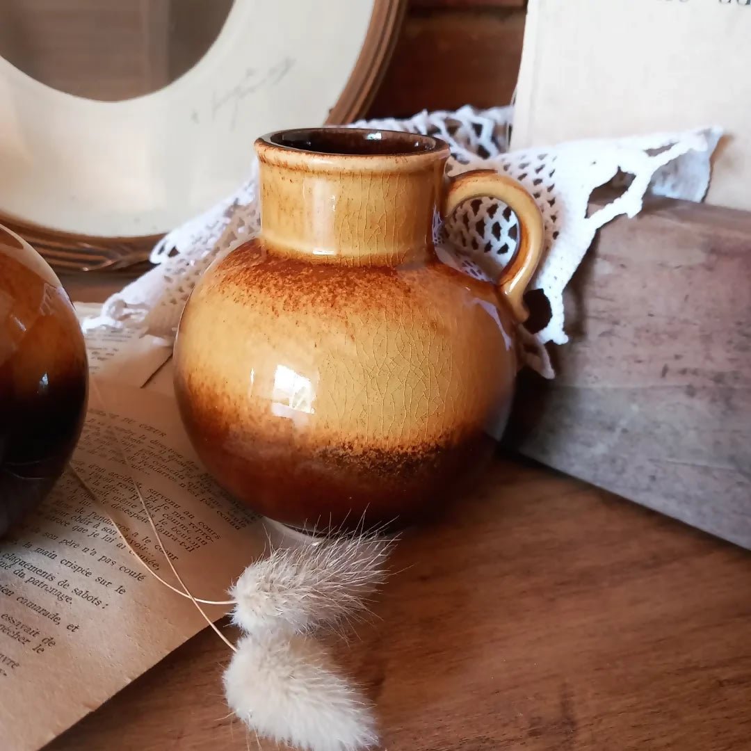 Vases boules émaillés ocre - Ethic Atelier