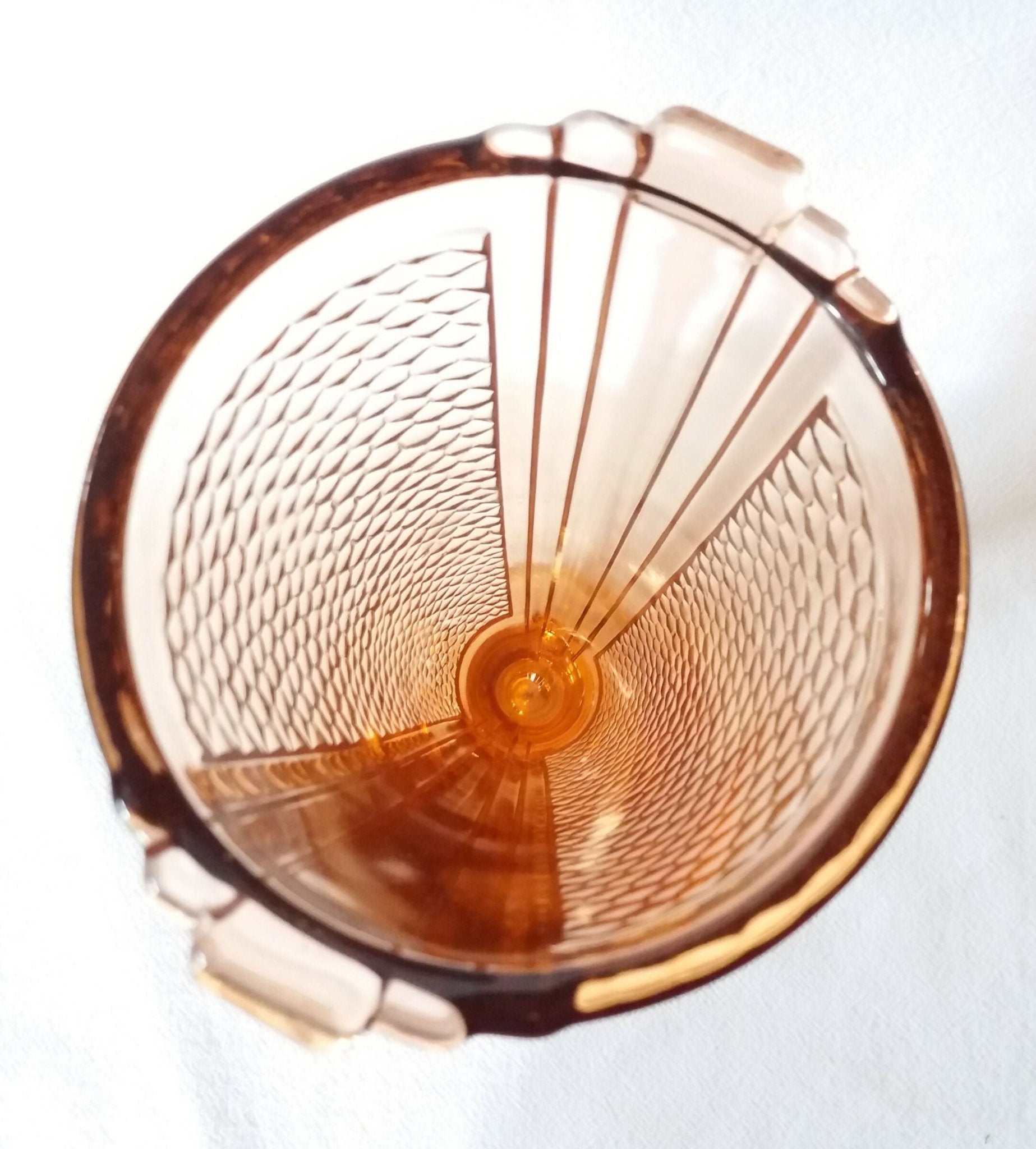 Vases en verre rose moulé préssé "Nids d'abeilles" Art déco - Ethic Atelier