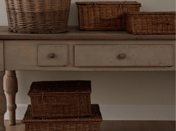 Choisir un réparateur de meubles : comment décrypter les avis et évaluer un professionnel local ? - Ethic Atelier