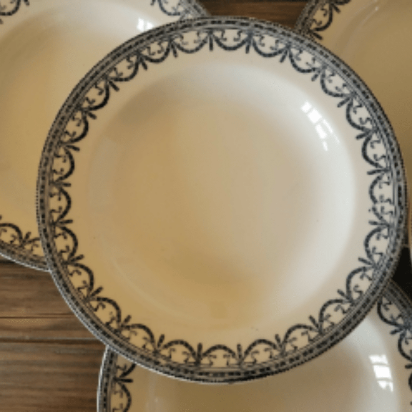 6 assiettes creuses Salins modèle Guirlandes Louis XVI - Ethic Atelier