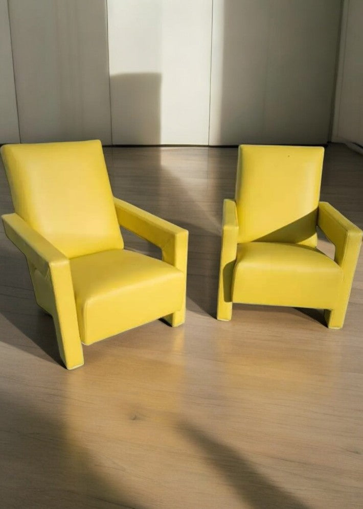 Paire de Fauteuils en Cuir Jaune Soleil Modèle Utrecht par Gerrit Thomas Rietveld – Vers 1980