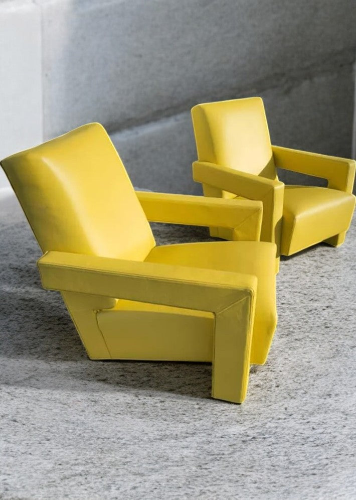 Paire de Fauteuils en Cuir Jaune Soleil Modèle Utrecht par Gerrit Thomas Rietveld – Vers 1980