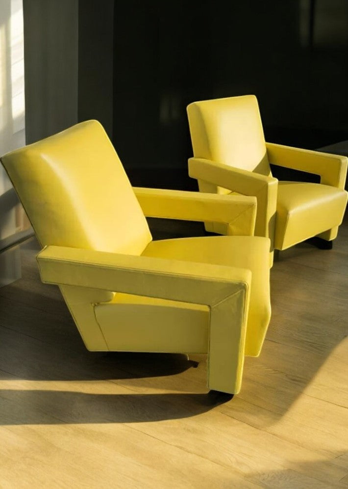 Paire de Fauteuils en Cuir Jaune Soleil Modèle Utrecht par Gerrit Thomas Rietveld – Vers 1980