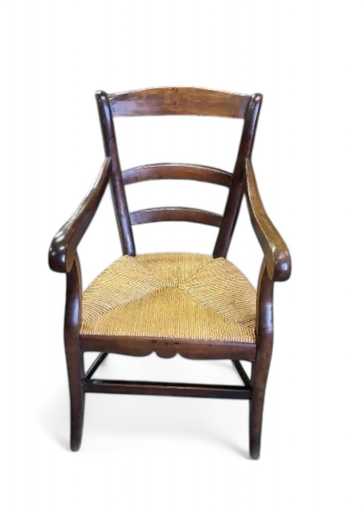 Fauteuil Paillé Ancien en Noyer Massif du XIXème Siècle – N° 1