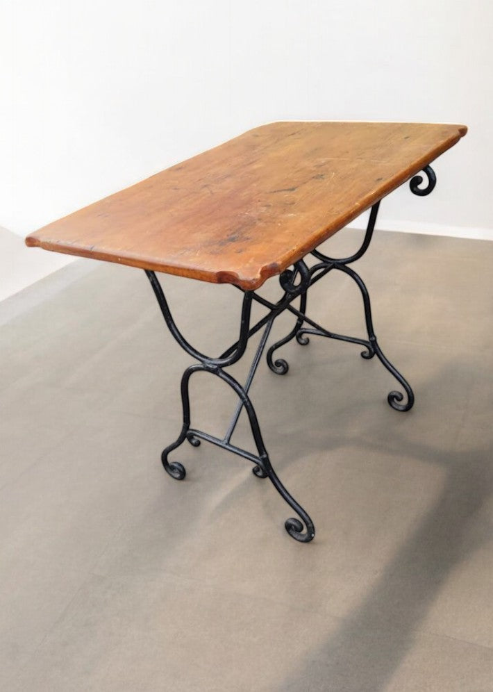 Table de bistrot Vintage datant de 1870