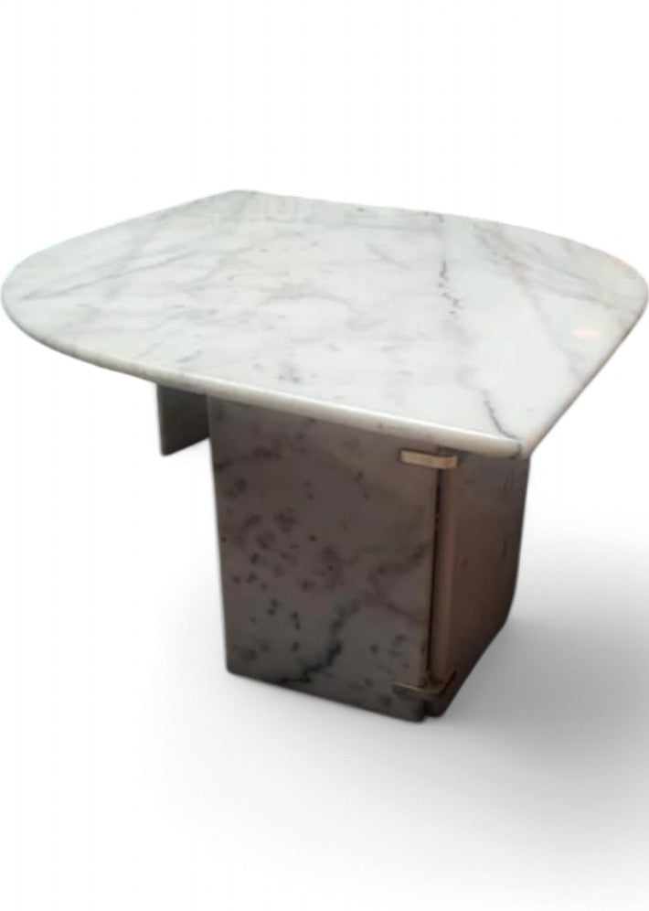 Table basse en marbre de Carrare blanc datant de 1970