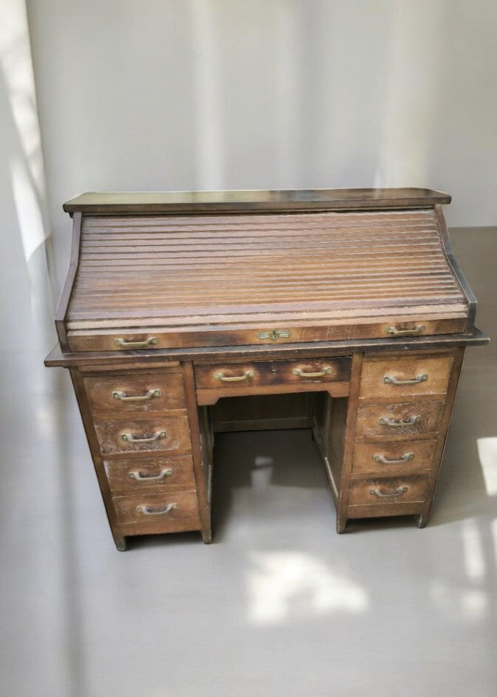 Superbe Bureau Américain en Chêne Style Art Déco