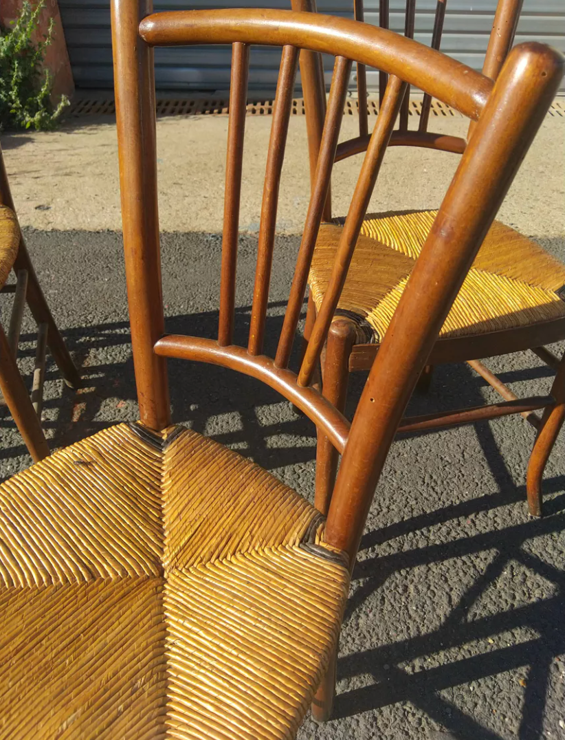 Série de 4 Chaises de Bistrot Paillées – Fin du XIXe Siècle