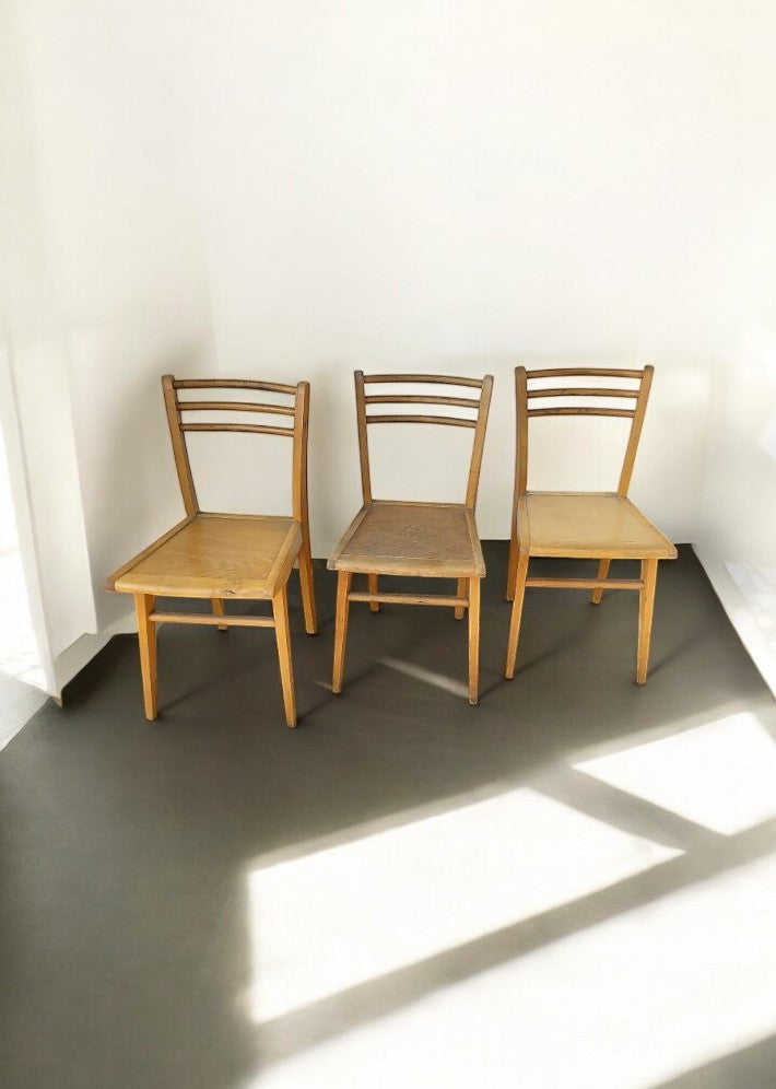 Série de 3 chaises de bistrot 1950