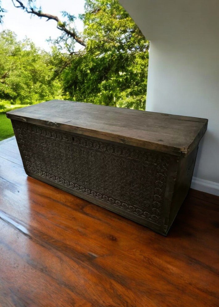 Ancien Coffre Art Populaire de Berger Cévenol du XVIIème Siècle - Ethic Atelier