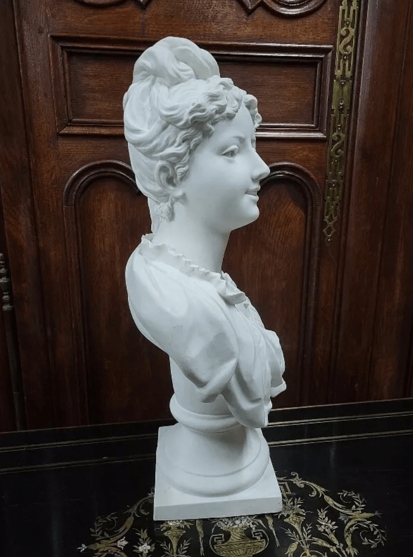 Buste de Femme en Biscuit - Ethic Atelier