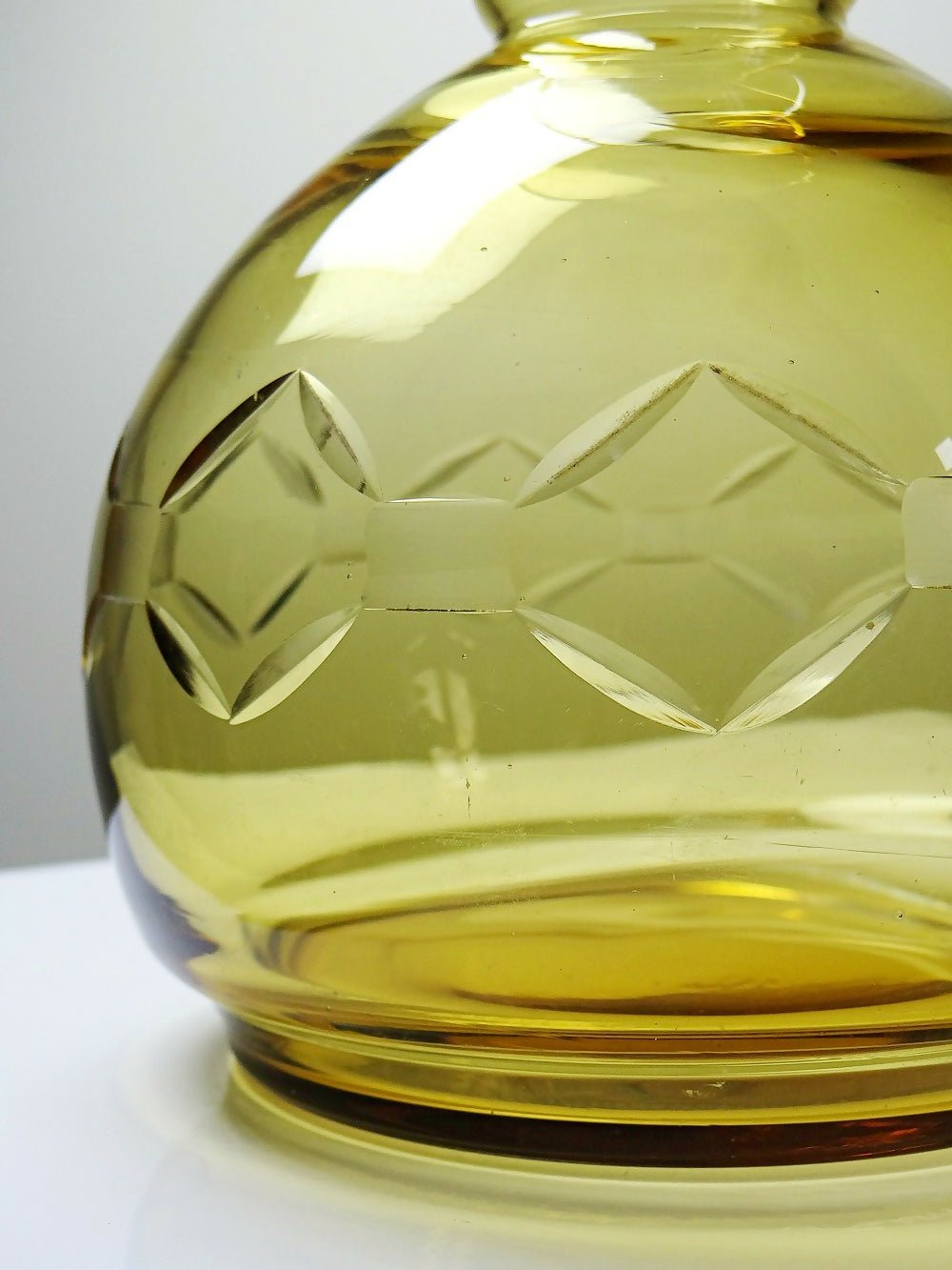 Carafe à décanter verre soufflé ciselé ambré Tchèque vintage/ancienne - Ethic Atelier