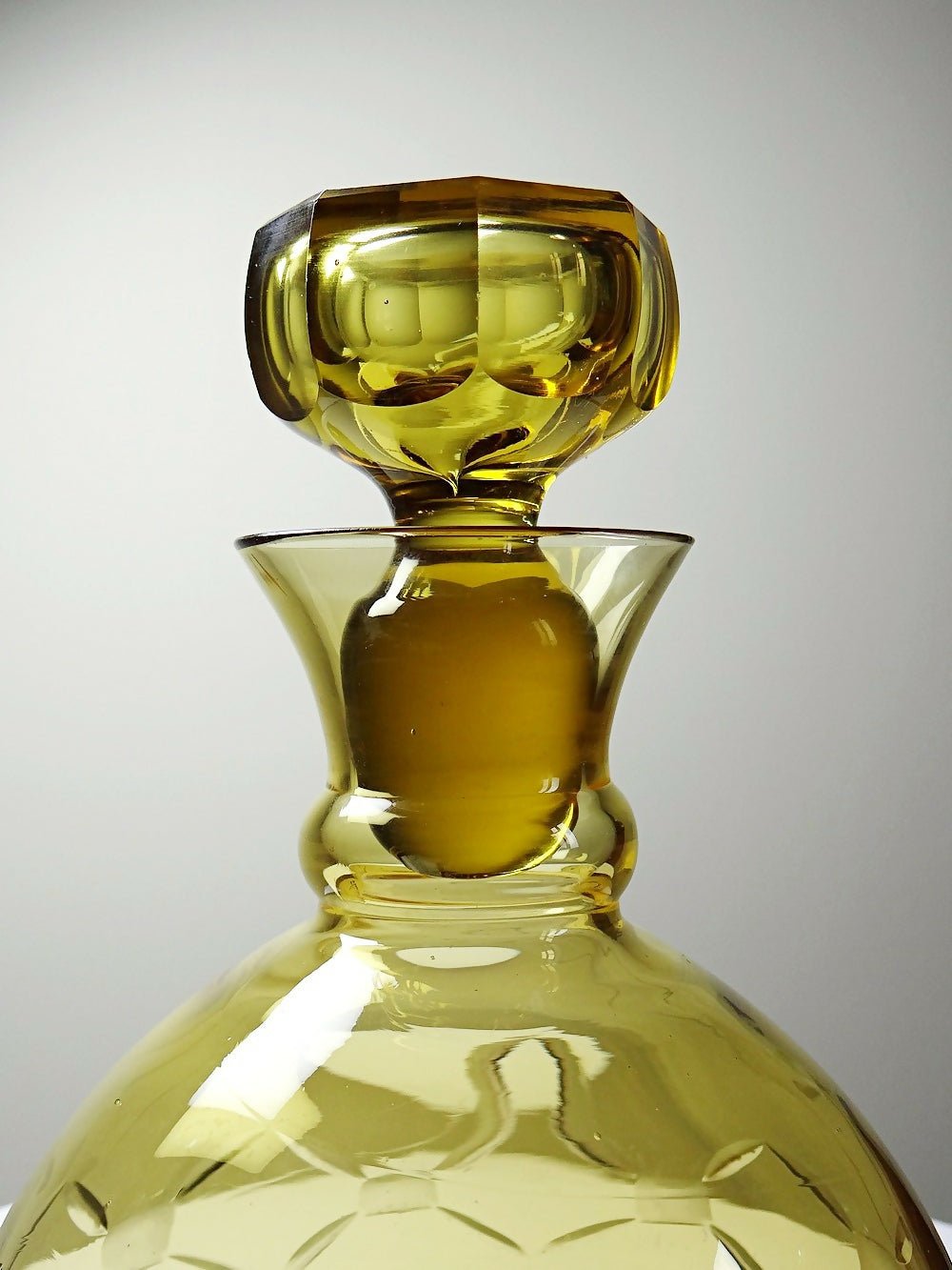 Carafe à décanter verre soufflé ciselé ambré Tchèque vintage/ancienne - Ethic Atelier