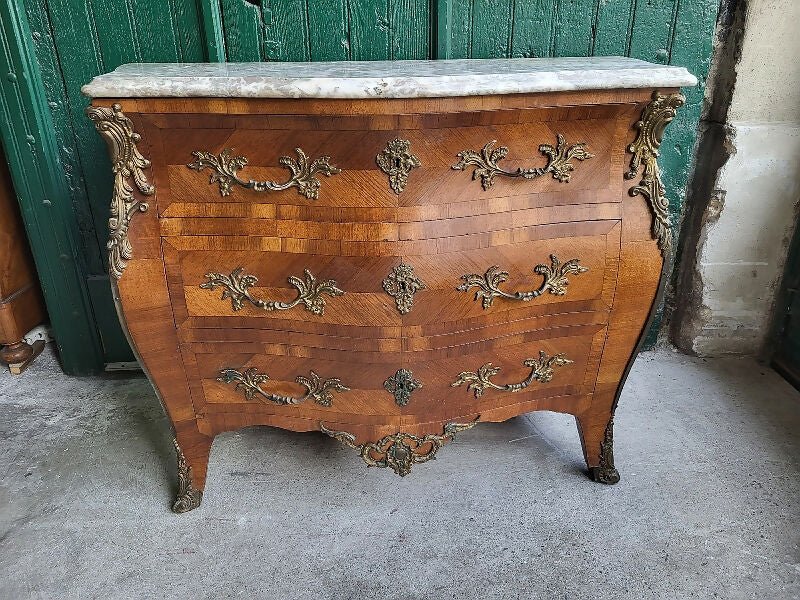 Commode en bois de rose de style Louis XV - Ethic Atelier