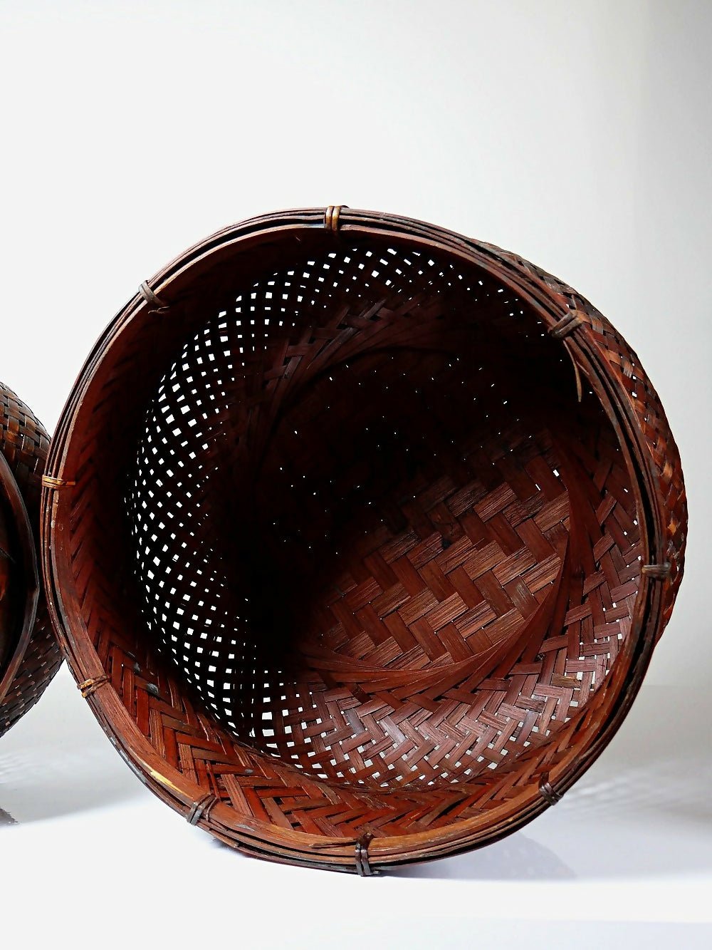 Duo de panières en bambou tressé Japonaises artisanales gigognes vintages - Ethic Atelier