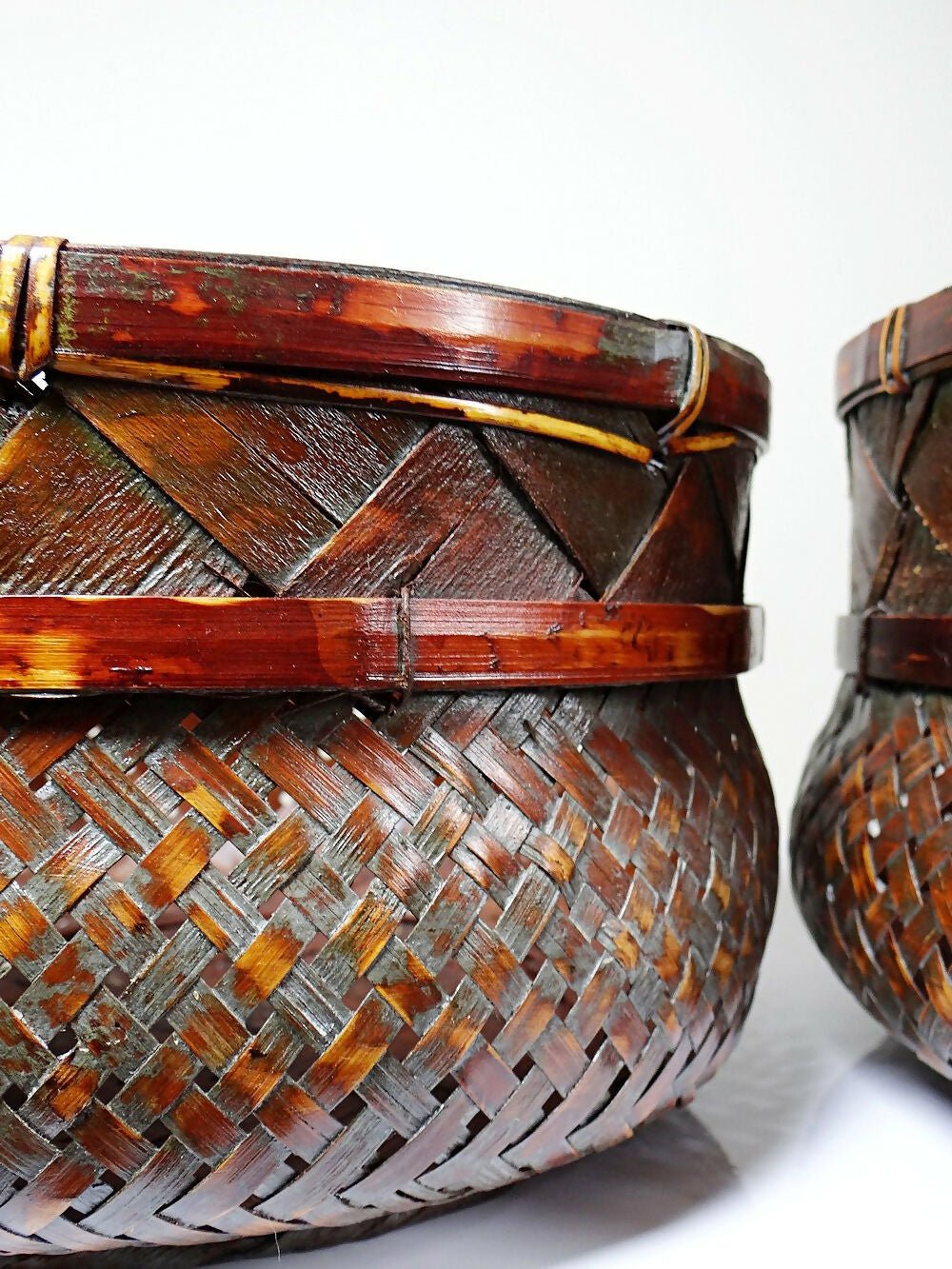 Duo de panières en bambou tressé Japonaises artisanales gigognes vintages - Ethic Atelier