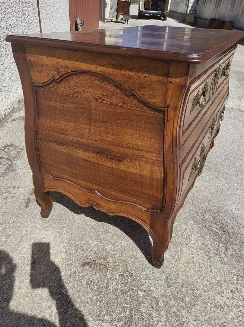 Exceptionnelle Commode Tombeau Louis XV en Noyer - XVIIIe Siècle - Ethic Atelier