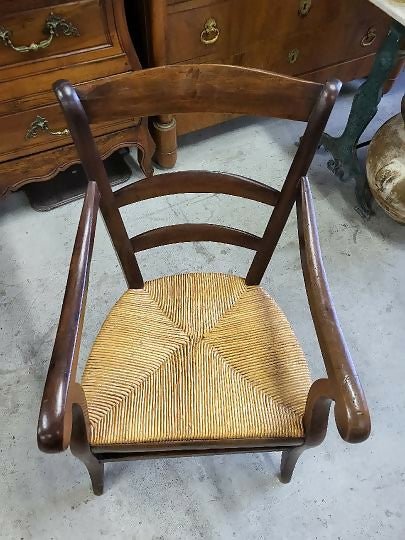 Fauteuil Paillé Ancien en Noyer Massif du XIXème Siècle – N° 1 - Ethic Atelier