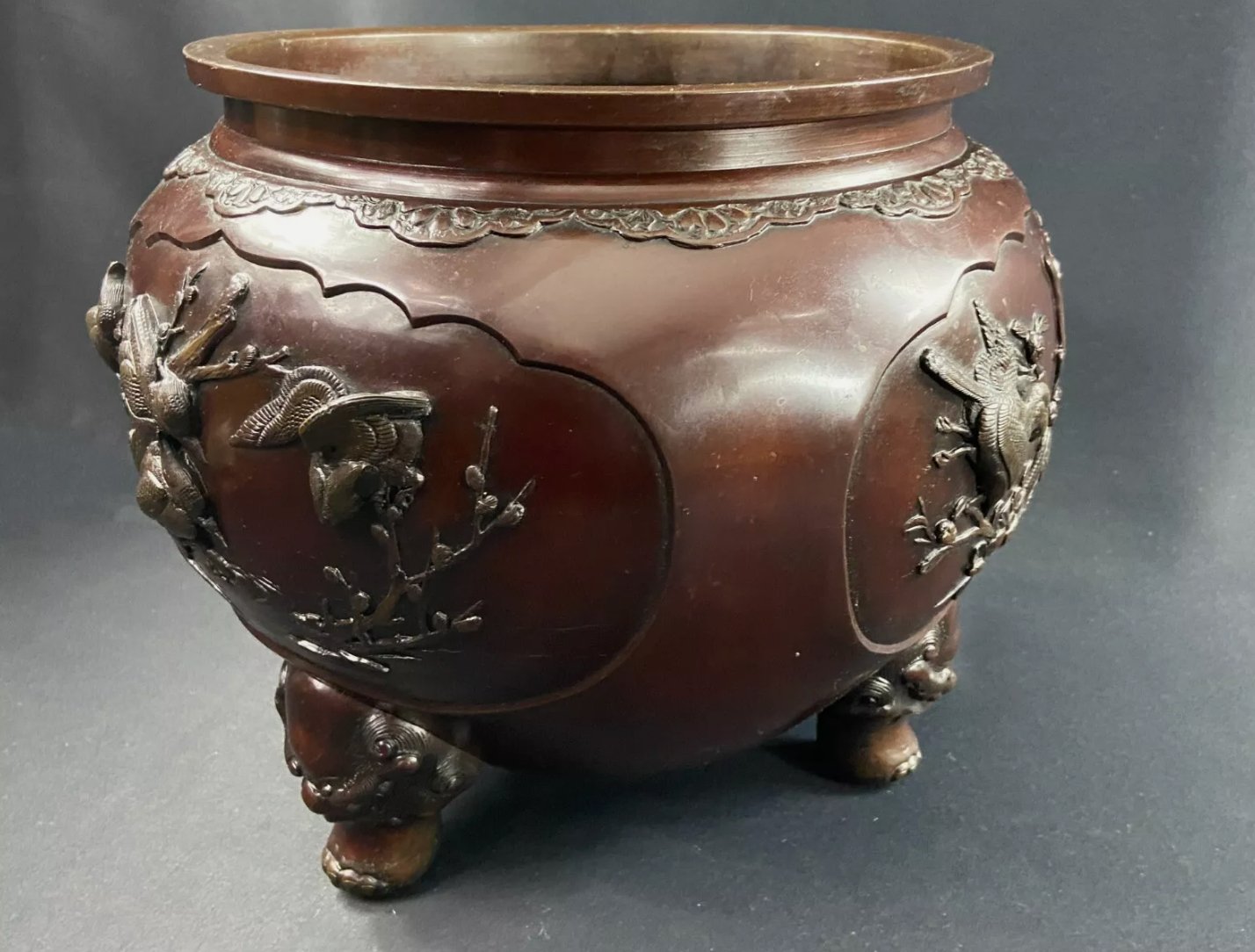 Grand cache - pot en bronze à décor d'oiseau, époque Meiji - Ethic Atelier