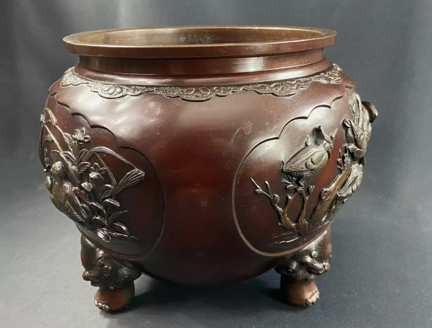 Grand cache - pot en bronze à décor d'oiseau, époque Meiji - Ethic Atelier