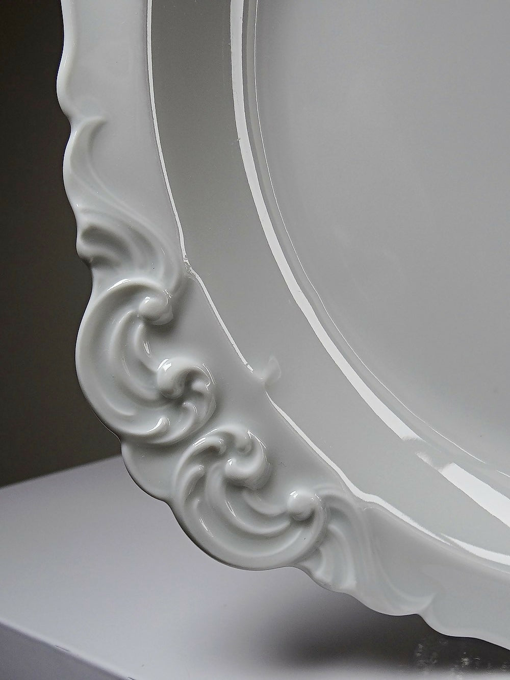 Grand plat de service porcelaine fine de Limoges blanche vintage/ancien - Ethic Atelier