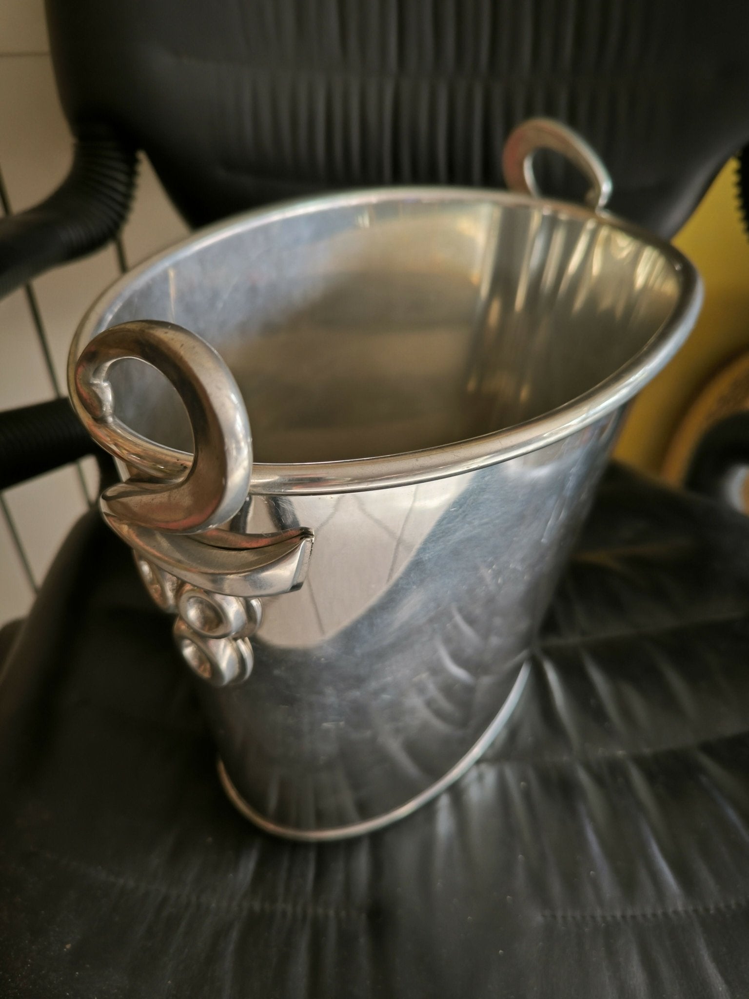 Grand seau à champagne en étain poli - Ethic Atelier
