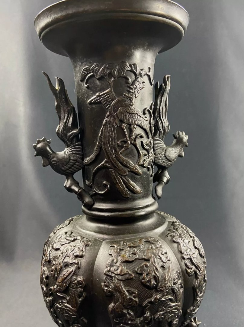 Grand vase en bronze à décor d'oiseau, époque Meiji - Ethic Atelier