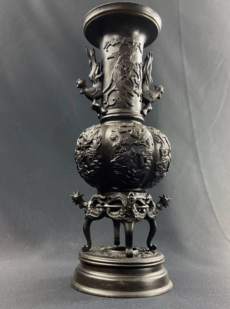 Grand vase en bronze à décor d'oiseau, époque Meiji - Ethic Atelier