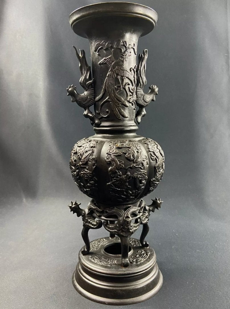 Grand vase en bronze à décor d'oiseau, époque Meiji - Ethic Atelier