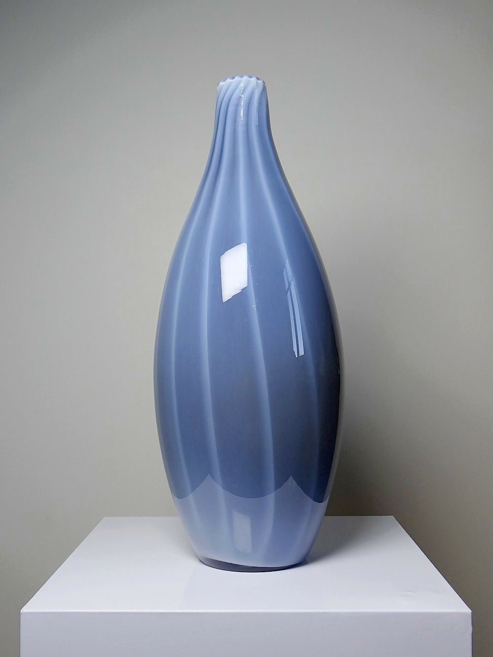 Grand vase poire vintage verre fumé doublé d'opaline bulle de savon Murano - Ethic Atelier