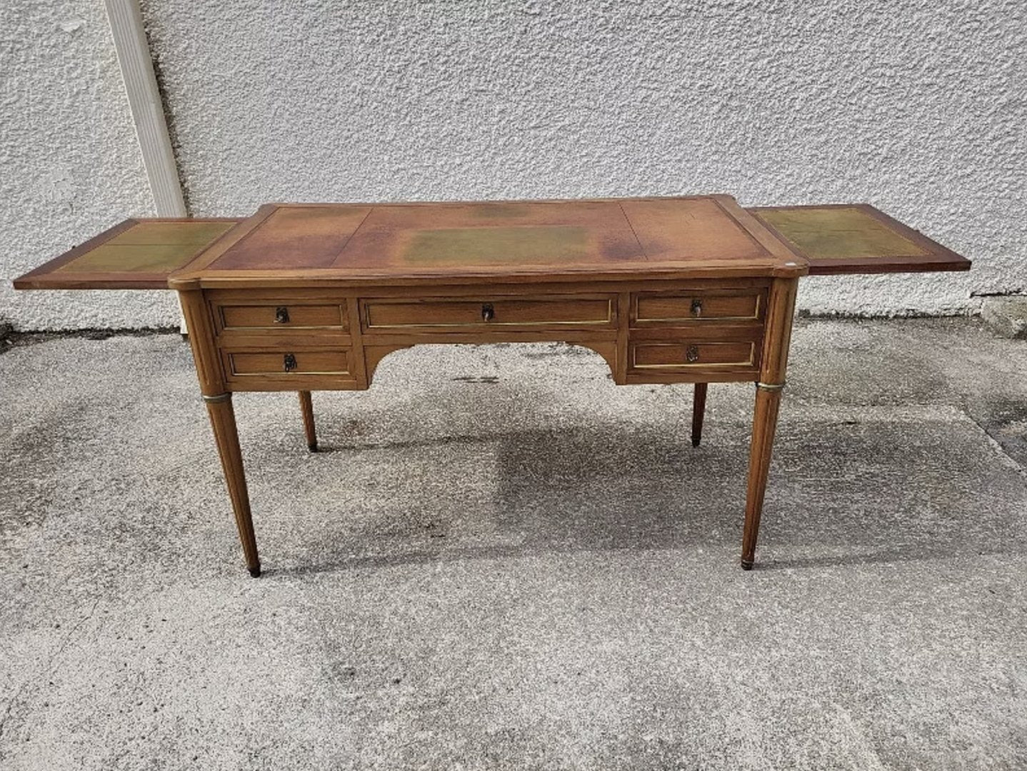 Joli Bureau Style Louis XVI - Merisier Double Face avec 4 Tiroirs - Années 1980 - Ethic Atelier