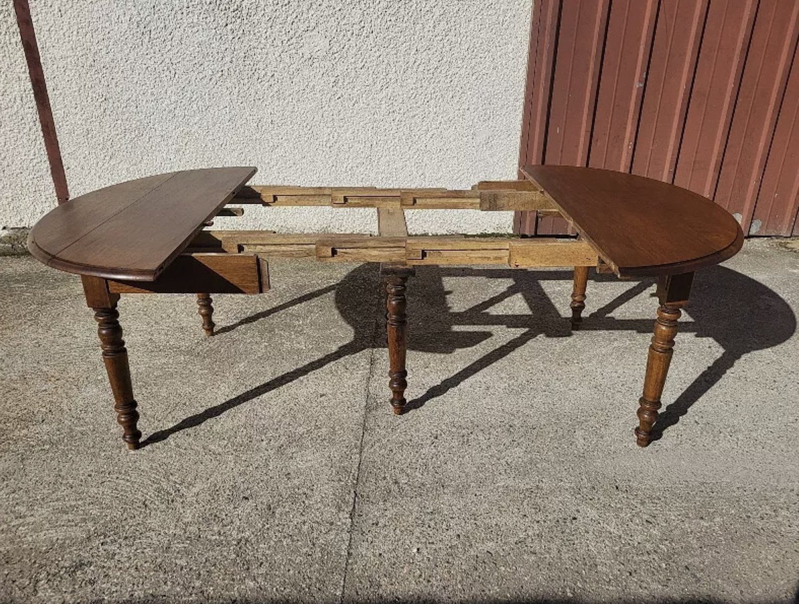 Jolie Table à 6 Pieds Louis Philippe - Années 1980 - Bois Exotique - Ethic Atelier