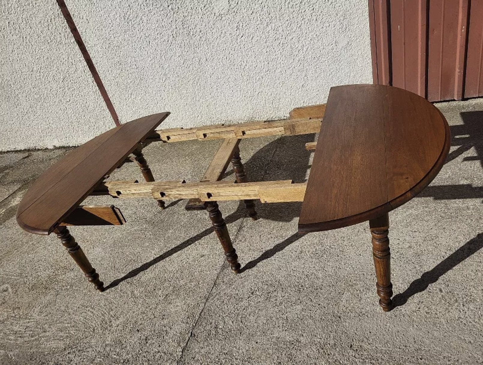 Jolie Table à 6 Pieds Louis Philippe - Années 1980 - Bois Exotique - Ethic Atelier