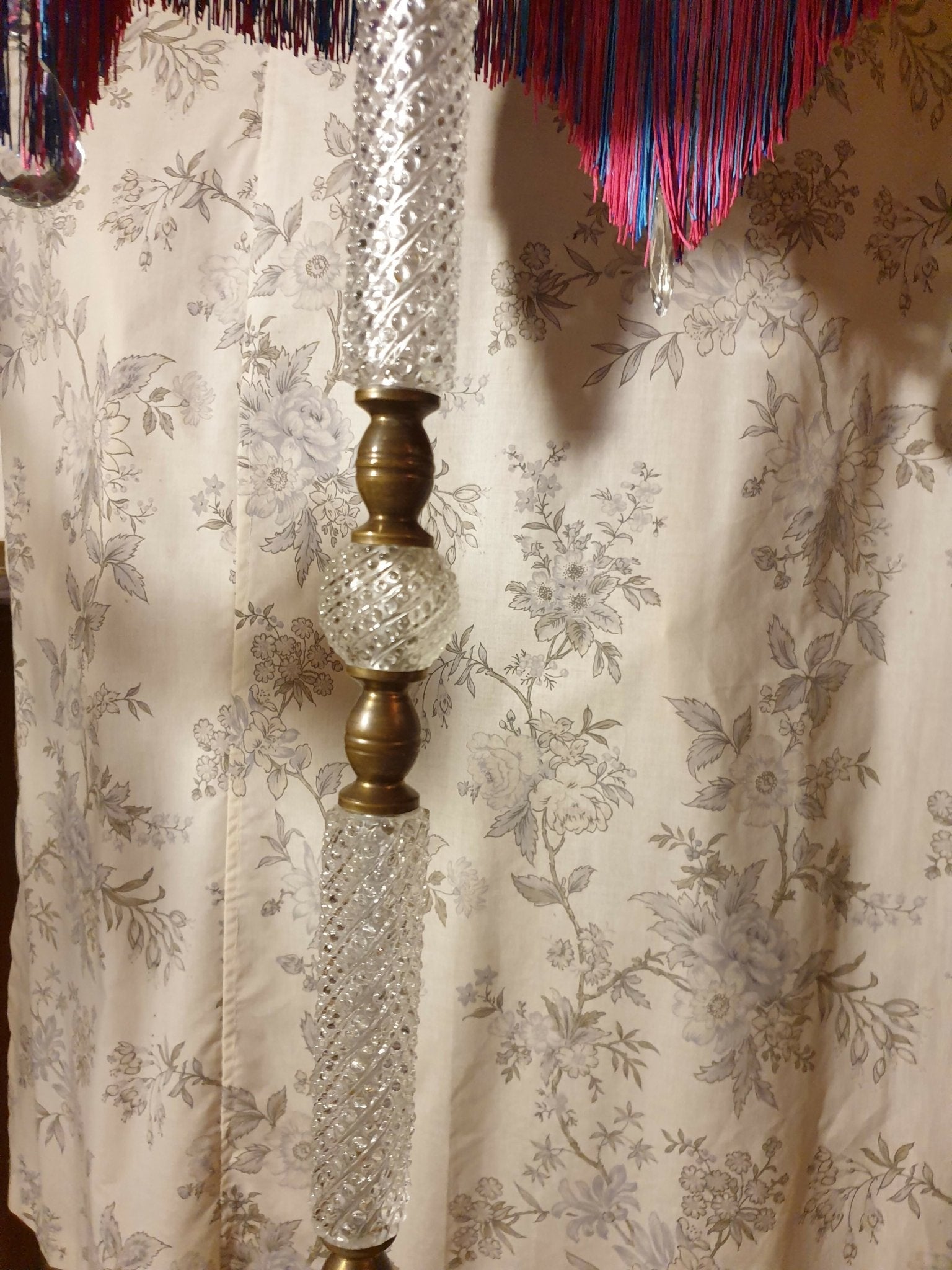 Lampadaire "Art Déco en turquoise et fuchsia " Haute Couture - Pièce unique - Ethic Atelier