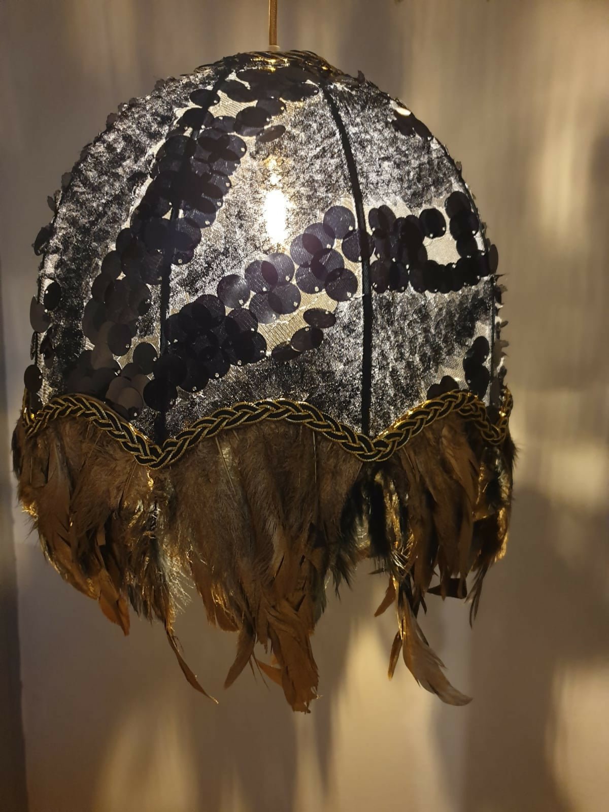 Lampe Baladeuse grand dôme fermé : " Big Black Sequins " - Pièce Unique - Ethic Atelier
