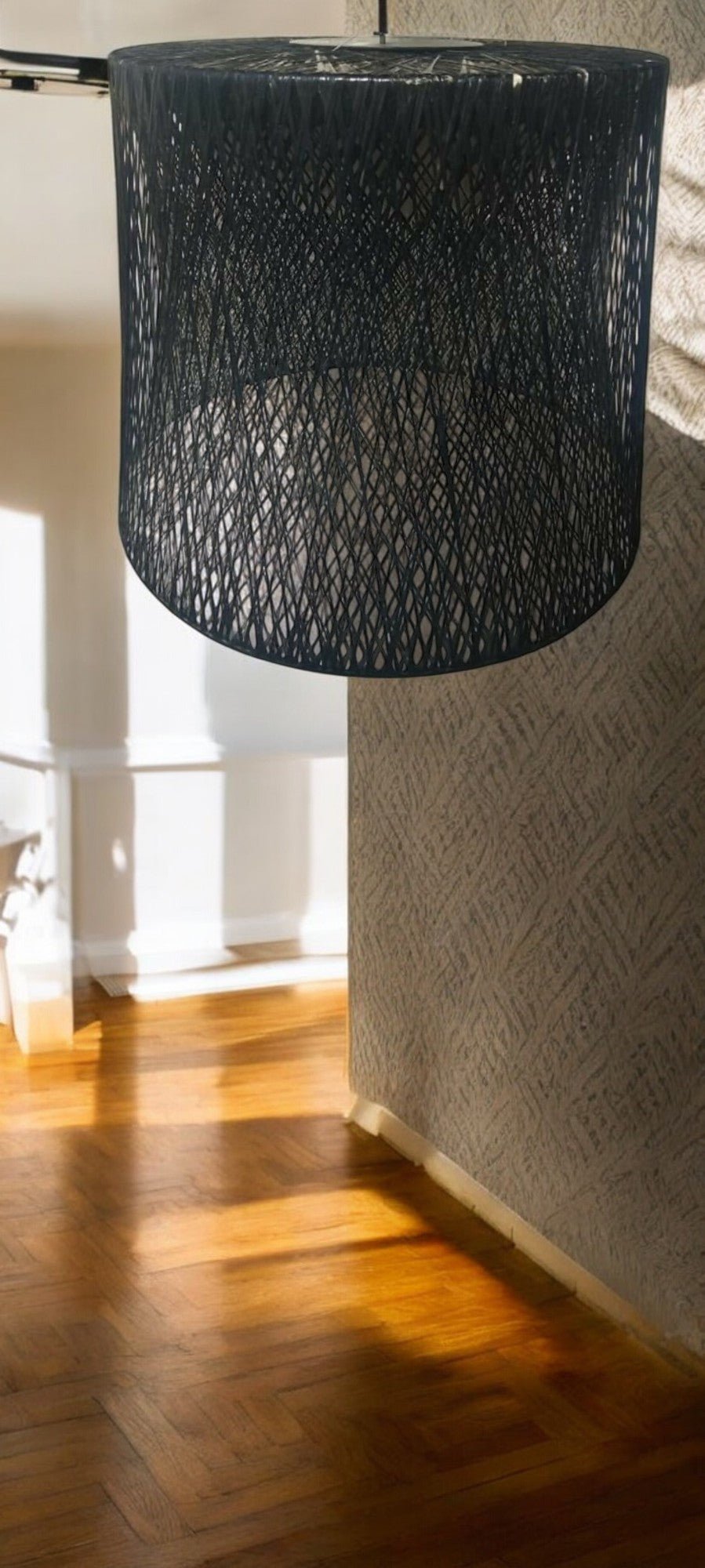 Lustre en résine par Jordi VILLARDELL - Ethic Atelier