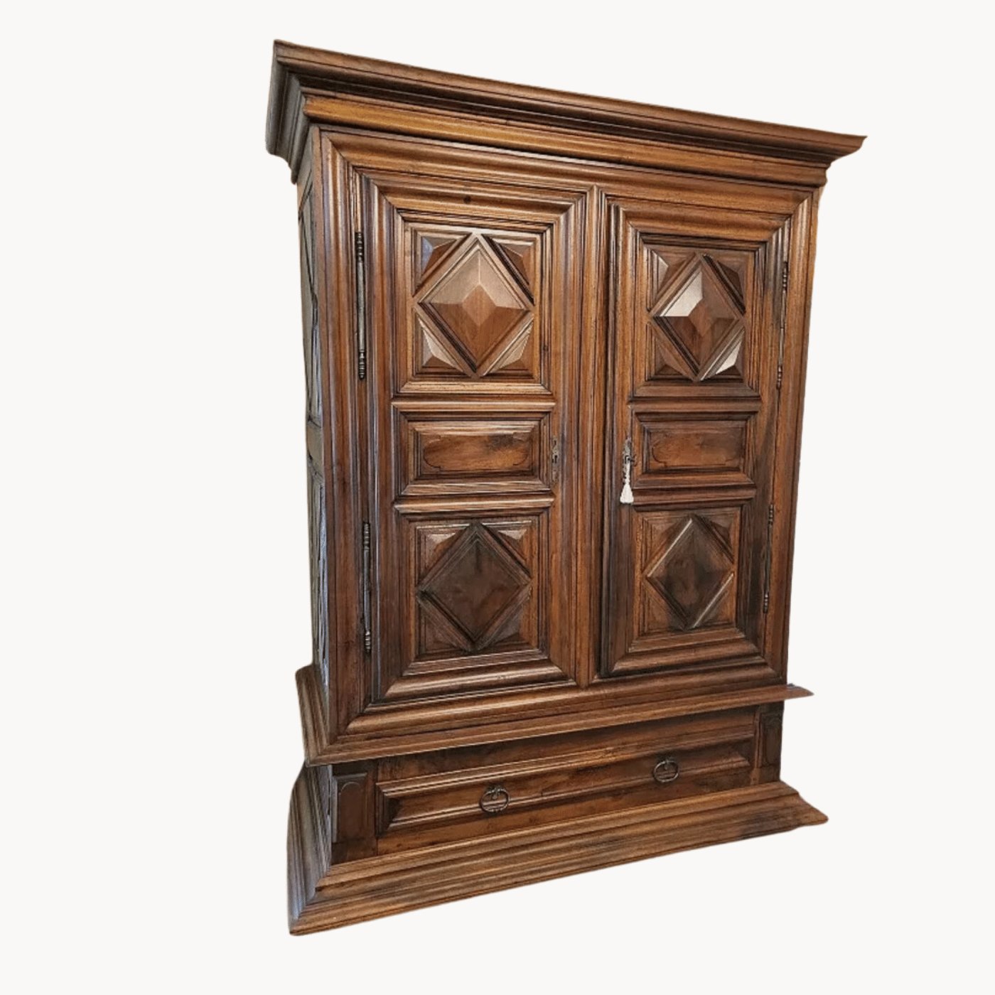 Magnifique Armoire Louis XIII en Noyer Massif - XVIIIe Siècle - Ethic Atelier