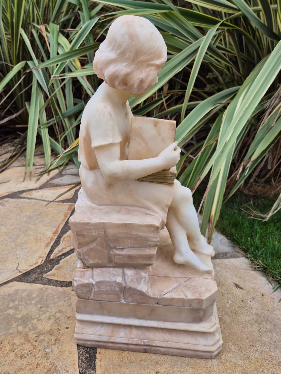 Magnifique Statue en Albâtre - "La Lectrice ou La Lecture" - Ethic Atelier