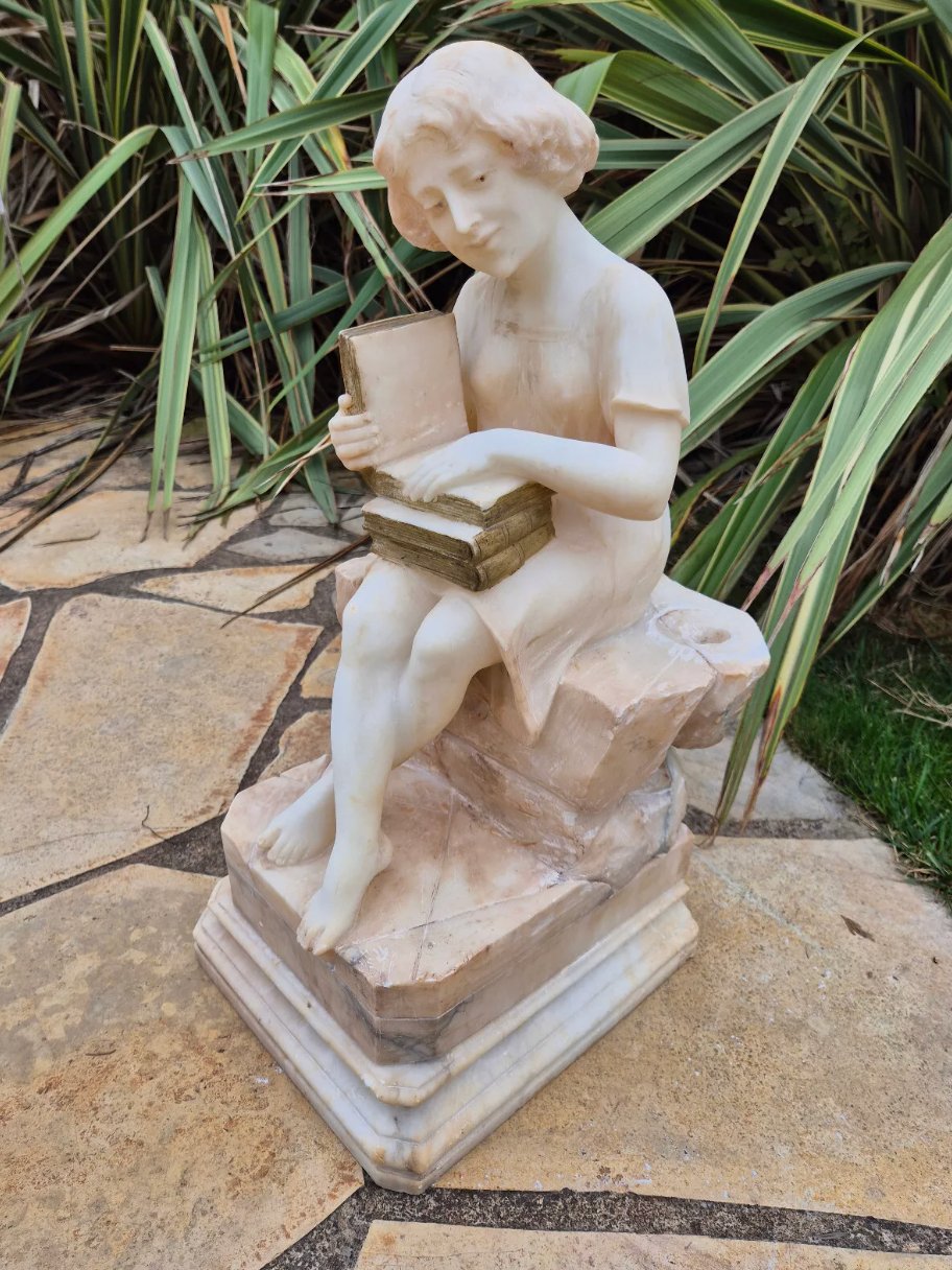 Magnifique Statue en Albâtre - "La Lectrice ou La Lecture" - Ethic Atelier