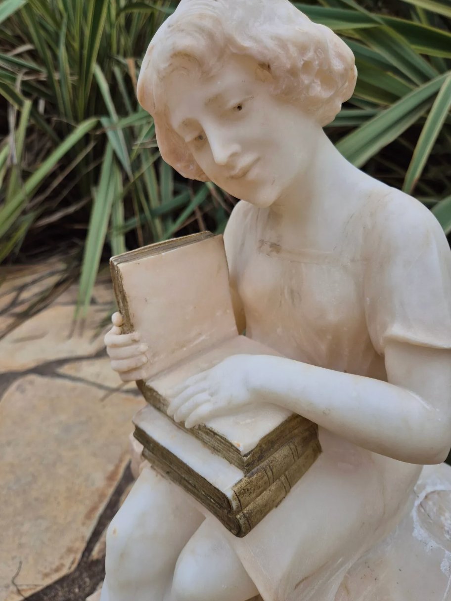 Magnifique Statue en Albâtre - "La Lectrice ou La Lecture" - Ethic Atelier