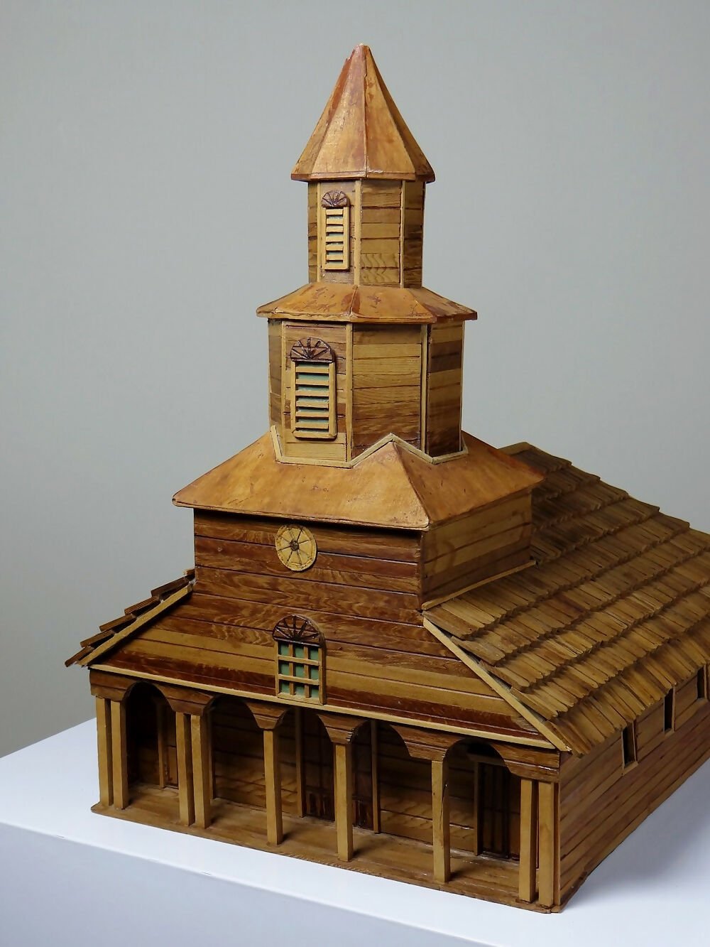 Maquette bois vintage : église chilienne - Ethic Atelier