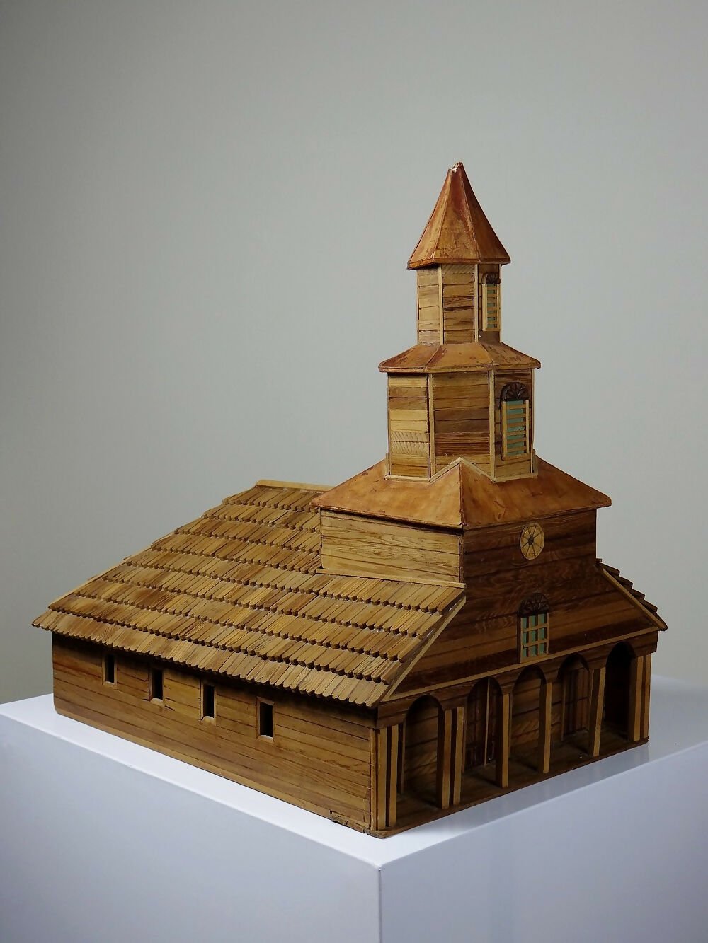 Maquette bois vintage : église chilienne - Ethic Atelier