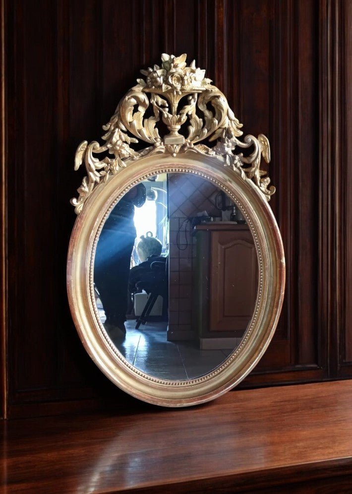 Miroir doré à la feuille en médaillon vers 1850/60 - Ethic Atelier