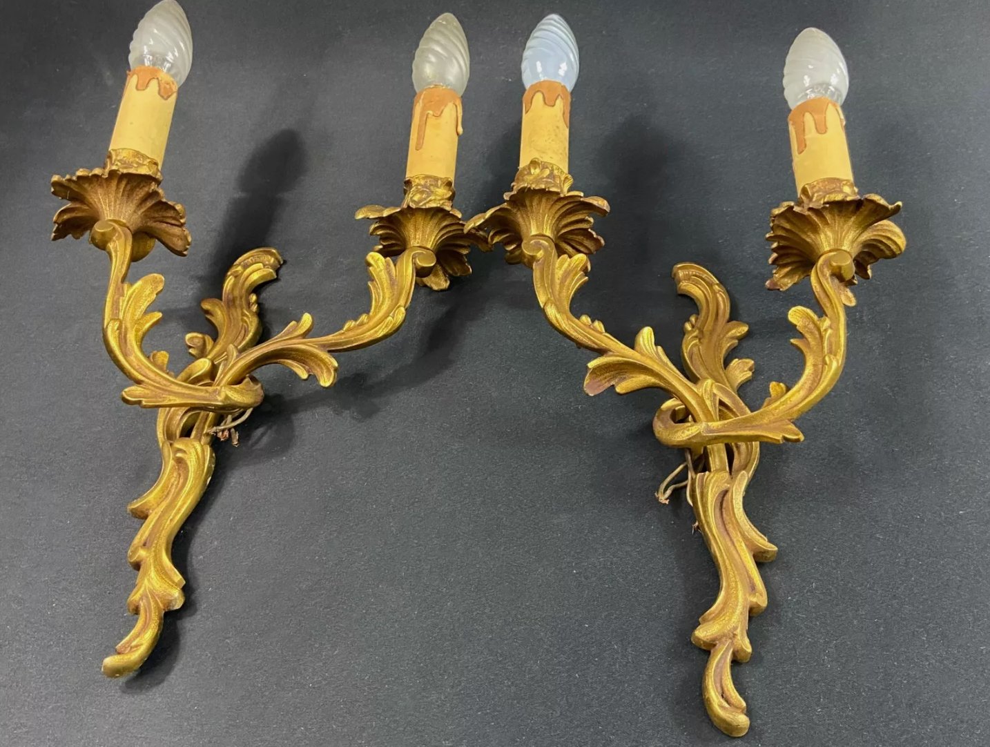 Paire d'Appliques à Deux Feux en Bronze de Style Louis XV - XXe Siècle - Ethic Atelier